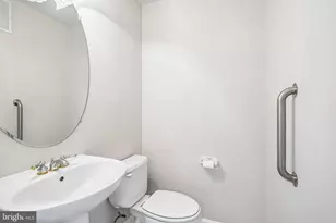 11720 Tolson Pl, Woodbridge, VA 22192 - Photo 13