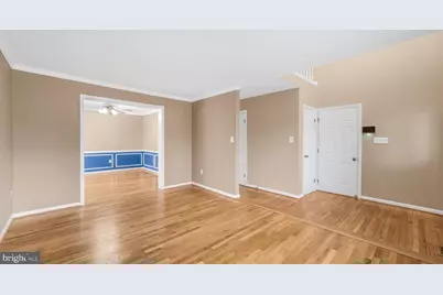 14691 Stratford Drive, Woodbridge, VA 22193 - Photo 9