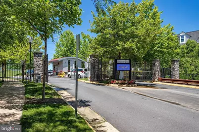 2483 Eastbourne Drive, Woodbridge, VA 22191 - Photo 17