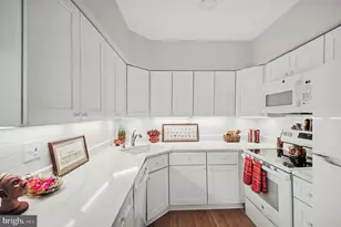 15795 Widewater Dr, Dumfries, VA 22025 - Photo 19