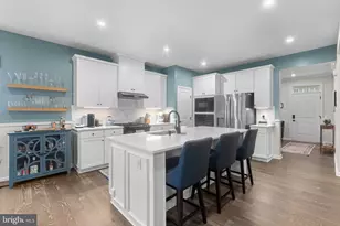 4545 Cotswold Manor Loop, Woodbridge, VA 22192 - Photo 25