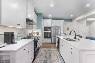 4545 Cotswold Manor Loop, Woodbridge, VA 22192 - Photo 23