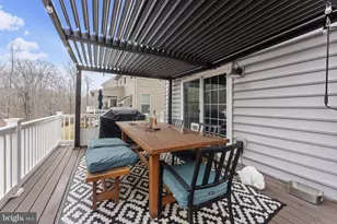 4545 Cotswold Manor Loop, Woodbridge, VA 22192 - Photo 67