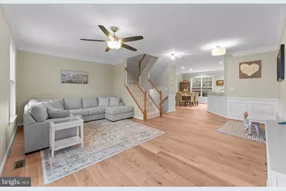 14301 Legend Glen Court, Gainesville, VA 20155 - Photo 13