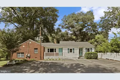 8904 Yorkshire Lane, Manassas, VA 20111 - Photo 1