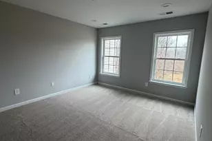 8943 Brewer Creek Pl, Manassas, VA 20109 - Photo 11