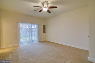 6034 Camerons Ferry Dr, Haymarket, VA 20169 - Photo 5