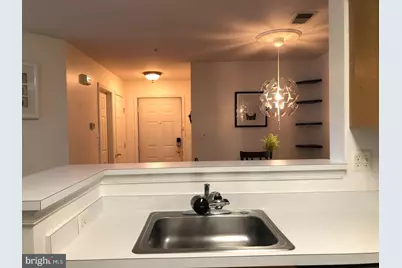 1055 Gardenview Loop #304, Woodbridge, VA 22191 - Photo 5