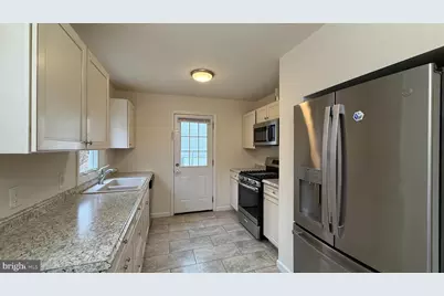 3914 Findley Road, Woodbridge, VA 22193 - Photo 3