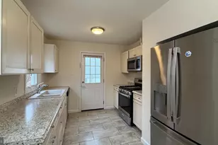 3914 Findley Rd, Woodbridge, VA 22193 - Photo 3