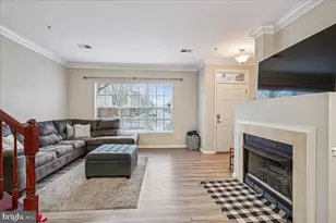 5043 Anchorstone Dr, Woodbridge, VA 22192 - Photo 5