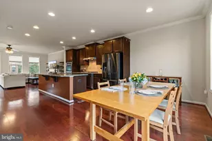 6654 Bartrams Forest Ln, Haymarket, VA 20169 - Photo 9