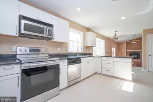 7779 Fern Oak Ct, Manassas, VA 20112 - Photo 11