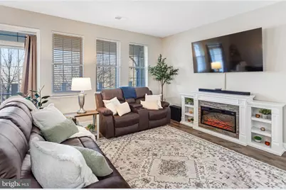 13804 Greendale Drive, Woodbridge, VA 22191 - Photo 7