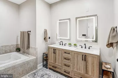 13804 Greendale Drive, Woodbridge, VA 22191 - Photo 15