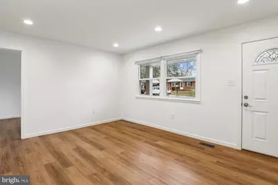 13208 Haddock Road, Woodbridge, VA 22193 - Photo 7