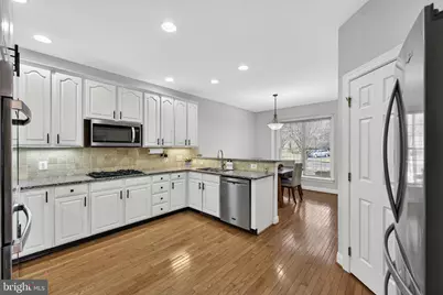 5728 Wheelwright Way, Haymarket, VA 20169 - Photo 19