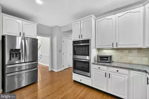 5728 Wheelwright Way, Haymarket, VA 20169 - Photo 21