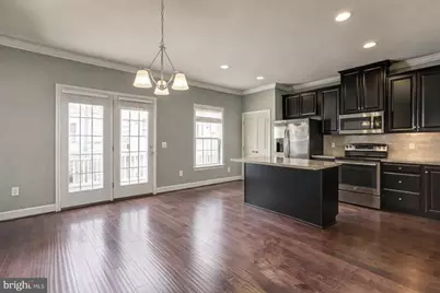 7010 Kona Drive, Gainesville, VA 20155 - Photo 5