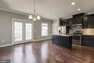 7010 Kona Dr, Gainesville, VA 20155 - Photo 5