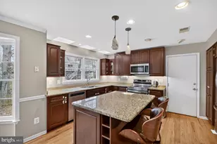 5428 Staples Ln, Woodbridge, VA 22193 - Photo 9