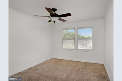 12158 Salemtown Drive, Woodbridge, VA 22192 - Photo 17