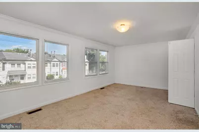 12158 Salemtown Drive, Woodbridge, VA 22192 - Photo 9