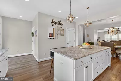 13890 Clear Lake Circle, Woodbridge, VA 22191 - Photo 17