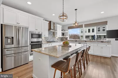 13890 Clear Lake Circle, Woodbridge, VA 22191 - Photo 15