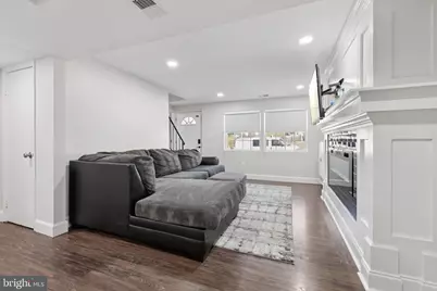 4609 Hamilton Drive, Woodbridge, VA 22193 - Photo 3