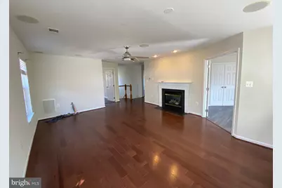 13822 Custis Square, Woodbridge, VA 22191 - Photo 9