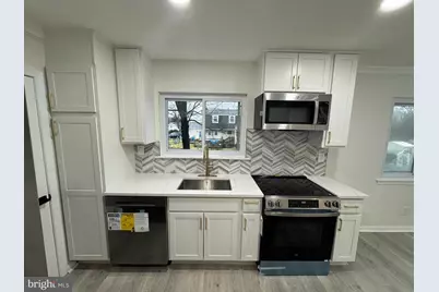 8300 Highland Street, Manassas, VA 20110 - Photo 3