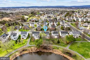 6913 Bitterroot Ct, Gainesville, VA 20155 - Photo 5