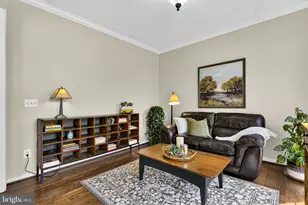 6913 Bitterroot Ct, Gainesville, VA 20155 - Photo 11