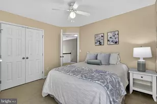 6913 Bitterroot Ct, Gainesville, VA 20155 - Photo 35