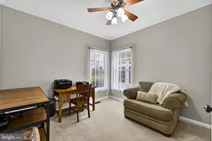 6913 Bitterroot Ct, Gainesville, VA 20155 - Photo 15