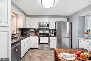 4888 Sugar Maple Ln, Dumfries, VA 22025 - Photo 3