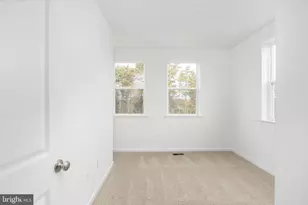 2550 Neabsco Common Pl, Woodbridge, VA 22191 - Photo 19