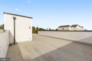 2550 Neabsco Common Pl, Woodbridge, VA 22191 - Photo 33