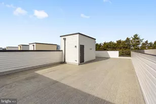 2550 Neabsco Common Pl, Woodbridge, VA 22191 - Photo 31