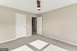 16856 Porters Inn Dr, Dumfries, VA 22026 - Photo 37