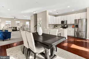 16856 Porters Inn Dr, Dumfries, VA 22026 - Photo 13