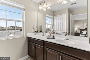 16856 Porters Inn Dr, Dumfries, VA 22026 - Photo 31