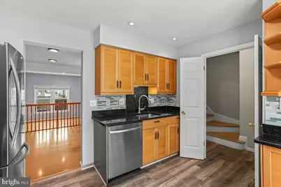 12103 Winona Drive, Woodbridge, VA 22192 - Photo 9