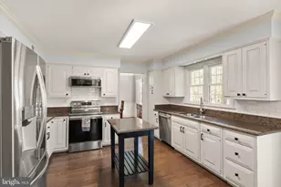 8019 Stillbrooke Rd, Manassas, VA 20112 - Photo 3