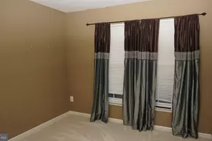 1469 Fawn Hollow Ln, Woodbridge, VA 22191 - Photo 11