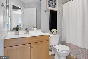 1252 Corbett Pl, Woodbridge, VA 22191 - Photo 59