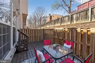 1252 Corbett Pl, Woodbridge, VA 22191 - Photo 73