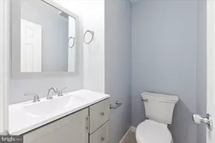 12304 Woodlawn Ct, Woodbridge, VA 22192 - Photo 9