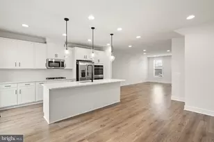 14532 Alsace Ln, Gainesville, VA 20155 - Photo 13